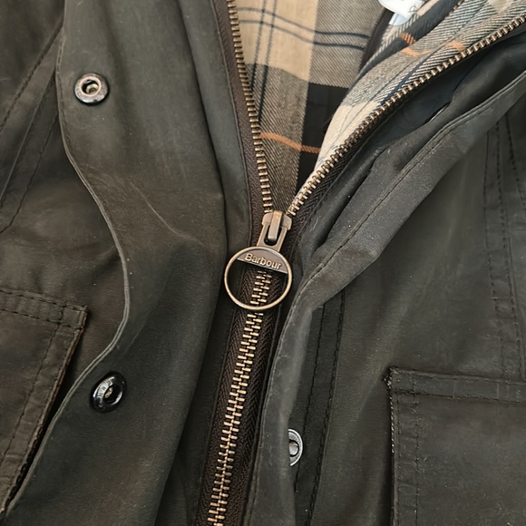 Barbour - Picture 8 of 10